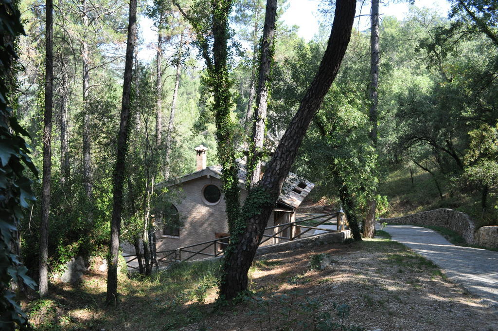 Вілла Casa Rural Ermita Santa Maria De La Sierra Арройо-Фріо Номер фото